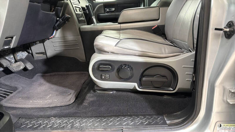 2008 Lincoln Mark LT