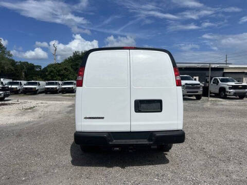 2025 Chevrolet Express 2500