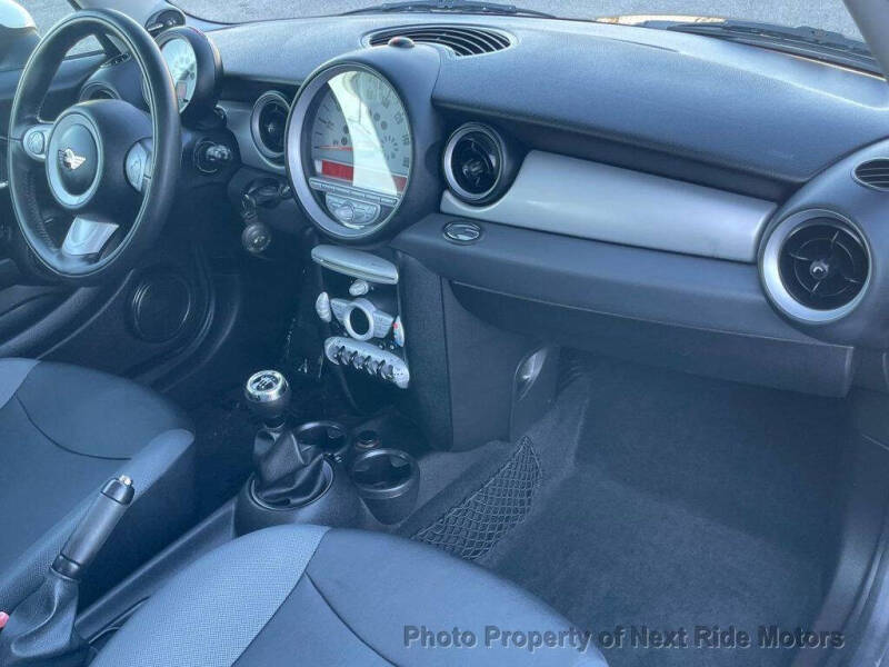 2010 MINI Cooper