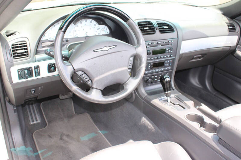 2002 Ford Thunderbird Deluxe