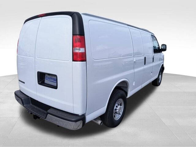 2026 Chevrolet Express 2500