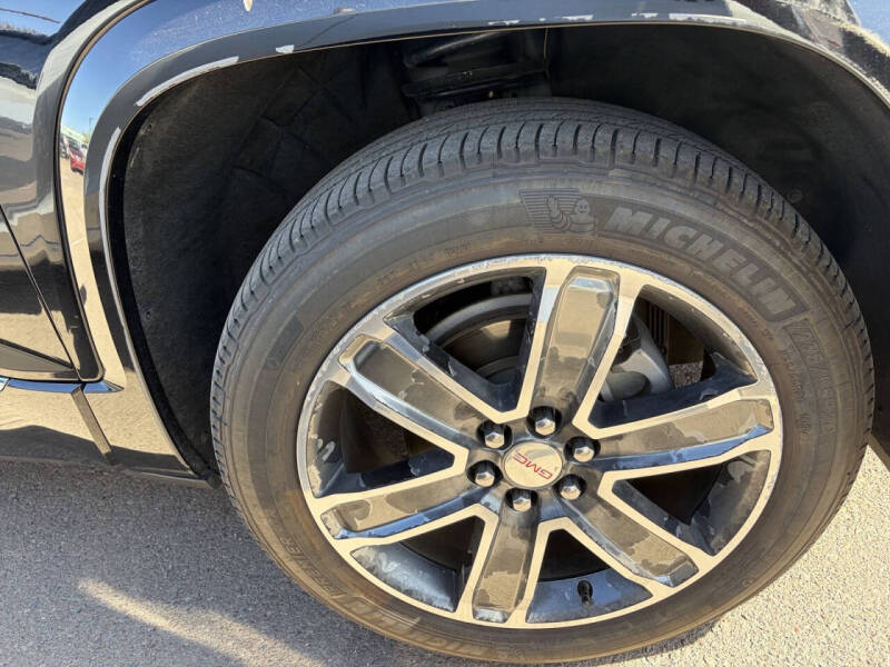 2019 GMC Acadia Denali