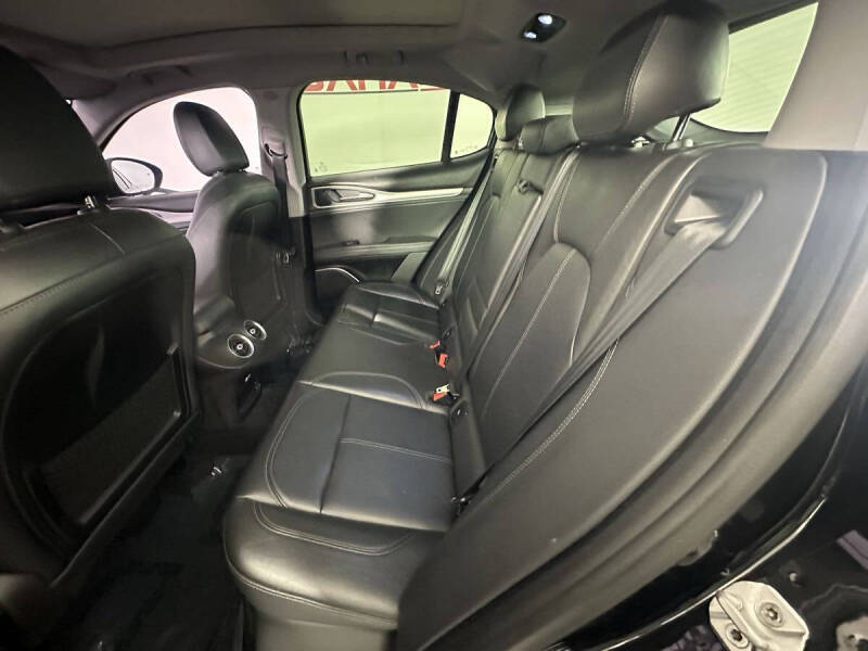 2018 Alfa Romeo Stelvio Sport