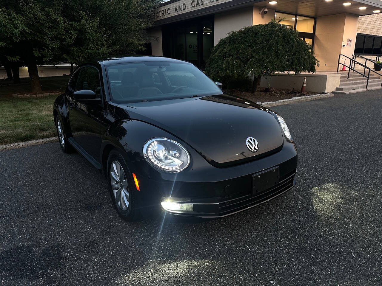 2015 Volkswagen Beetle for sale at Froggy Cars LLC in Hamburg, NJ