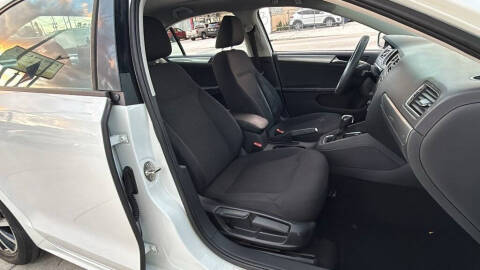 2016 Volkswagen Jetta