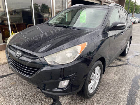 2013 Hyundai Tucson for sale at Arko Auto Sales in Eastlake OH