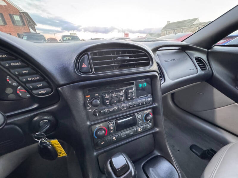 2004 Chevrolet Corvette