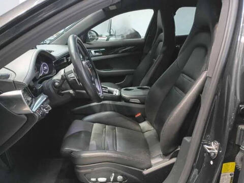 2018 Porsche Panamera