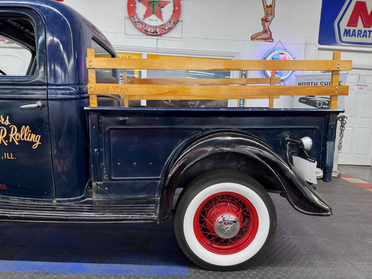 1935 Ford F-100 17