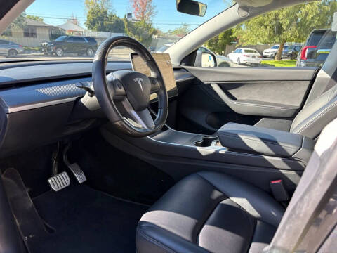 2020 Tesla Model Y Performance