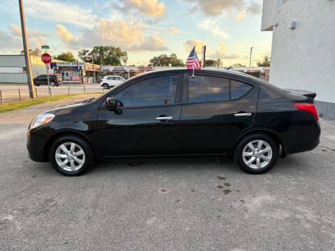 2014 Nissan Versa 1.6 SV