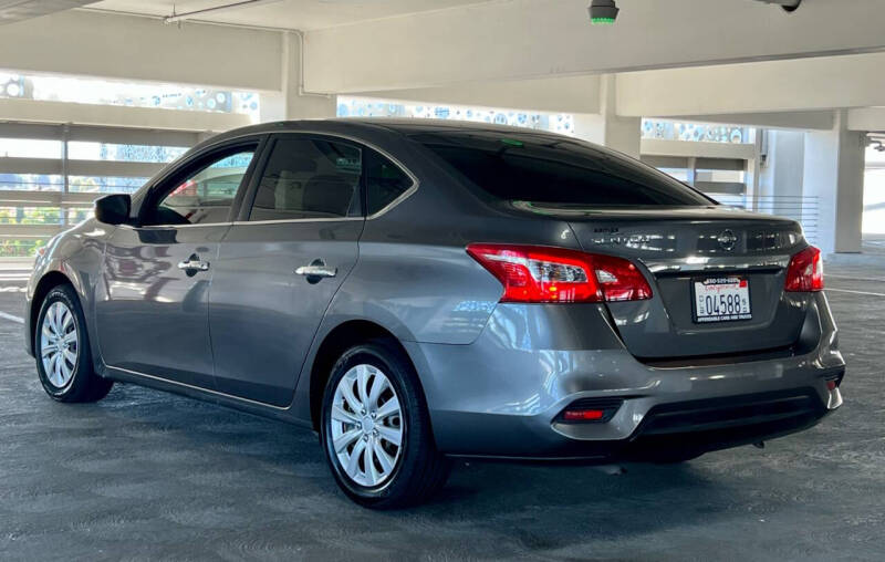 2019 Nissan Sentra null photo 11