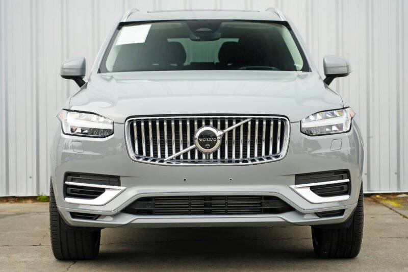 2024 Volvo XC90 Recharge T8 Ultimate Bright Theme 7P