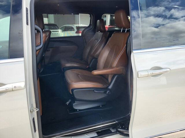 2020 Chrysler Pacifica Hybrid