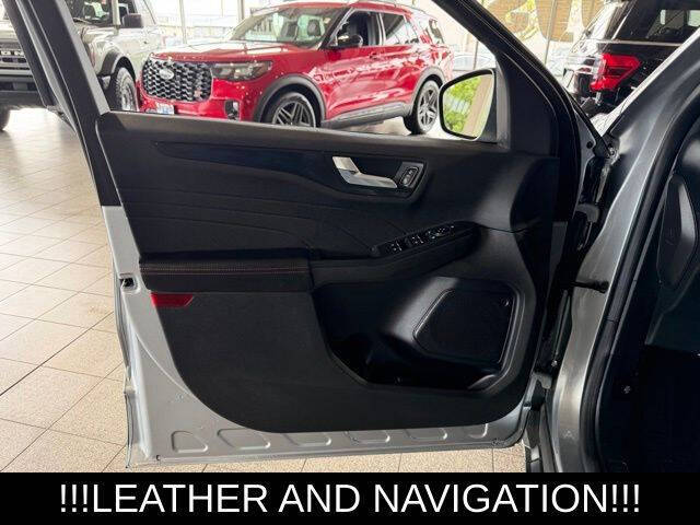 2023 Ford Escape ST-Line Select