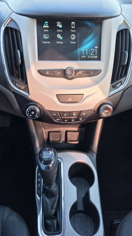 2018 Chevrolet Cruze LS Auto