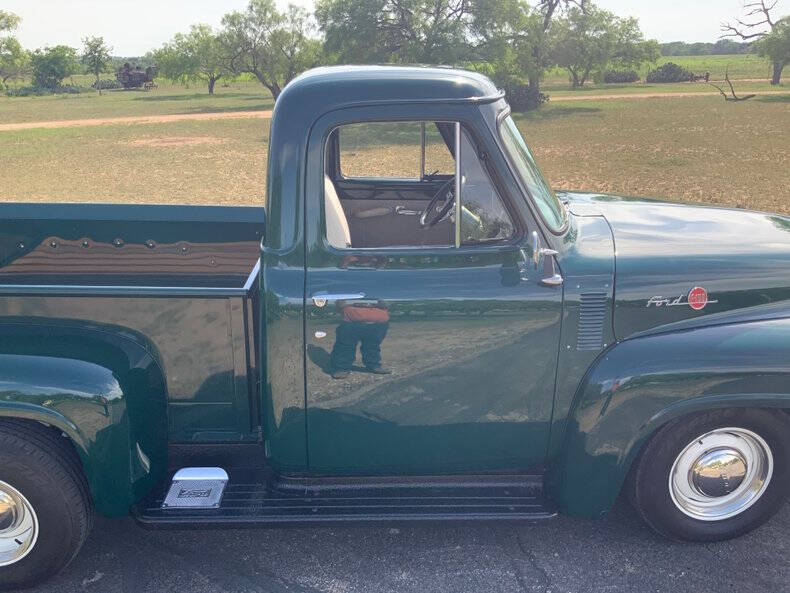 1955 Ford F-100