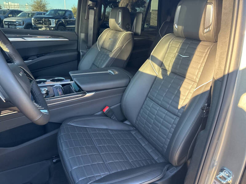 2026 Cadillac Escalade-V