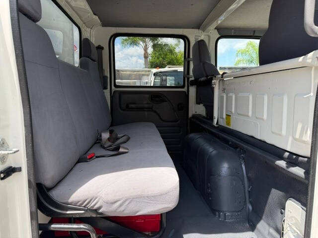 2019 Isuzu NPR-HD