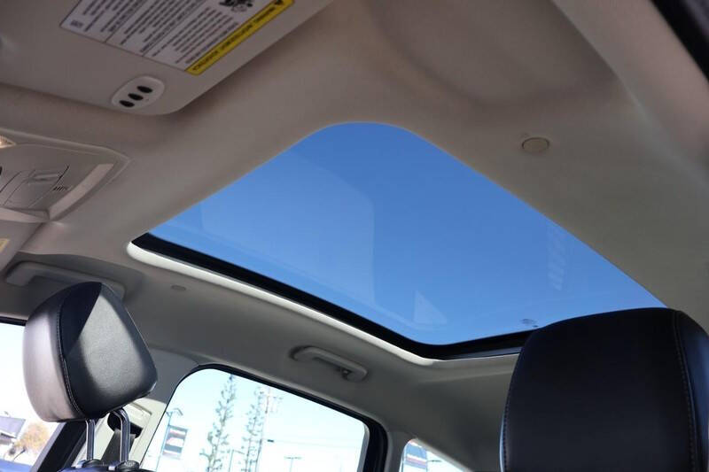 2017 Ford C-MAX Energi Titanium