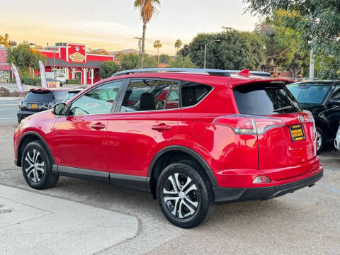 2017 Toyota RAV4 LE