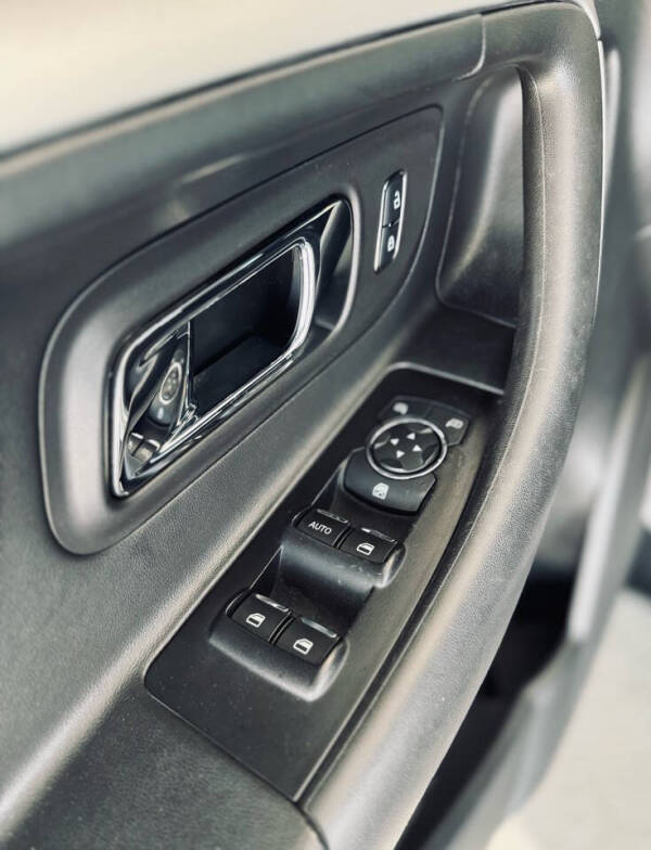 2019 Ford Taurus SEL