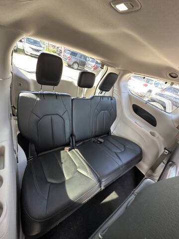 2018 Chrysler Pacifica Touring L Plus