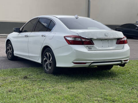 2017 Honda Accord LX