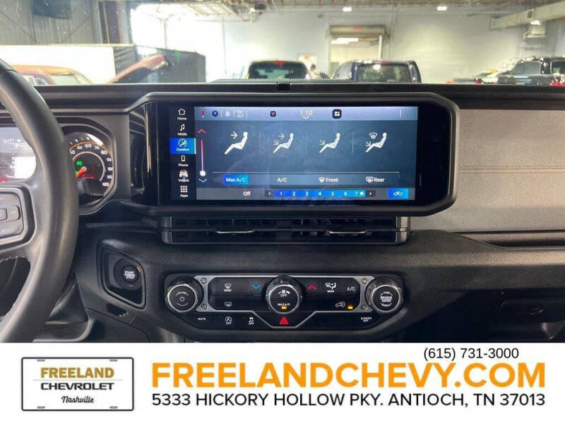 2024 Jeep Gladiator Sport