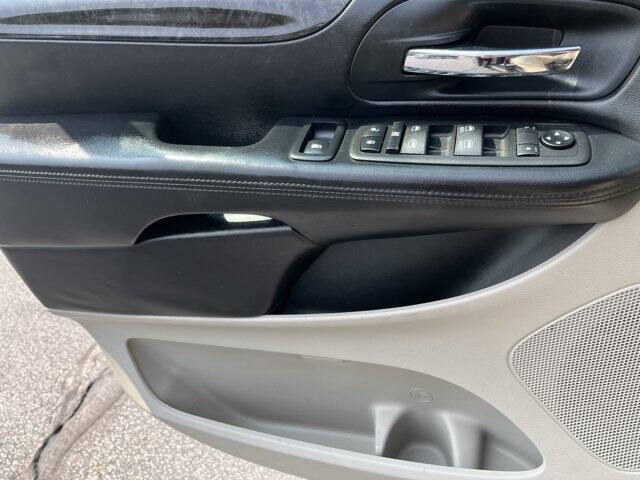 2012 Dodge Grand Caravan Crew
