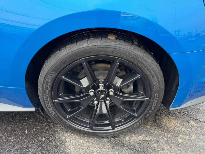 2020 Ford Mustang
