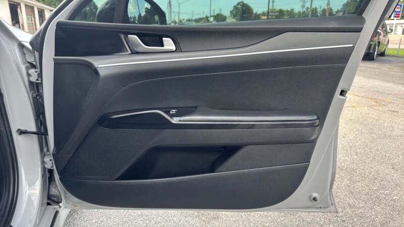 2022 Kia K5