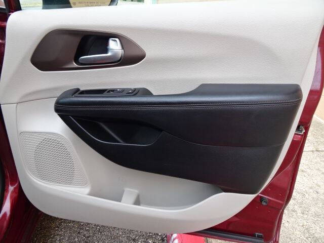 2018 Chrysler Pacifica LX