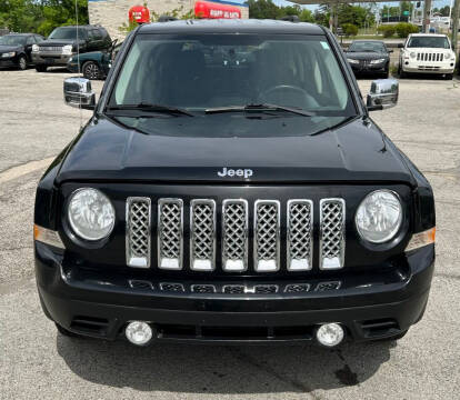 2013 Jeep Patriot for sale at STEVE GRAYSON MOTORS in Youngstown OH