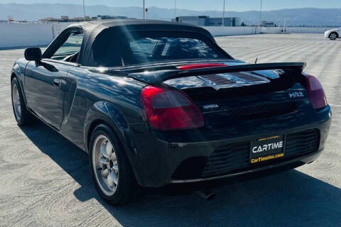 2002 Toyota MR2 Spyder