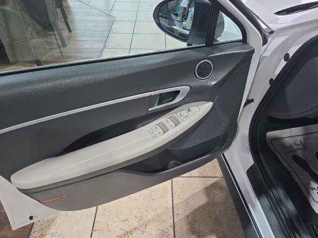 2023 Hyundai Sonata SE