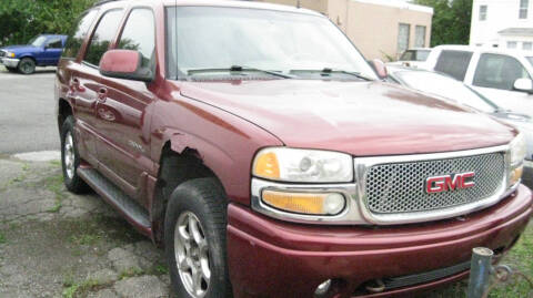 2002 GMC Yukon Denali