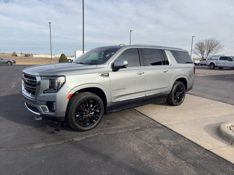 2024 GMC Yukon XL SLT