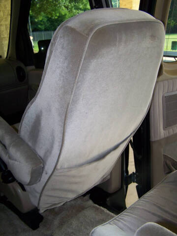 2000 Ford E-Series E-150