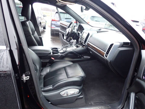 2012 Porsche Cayenne S