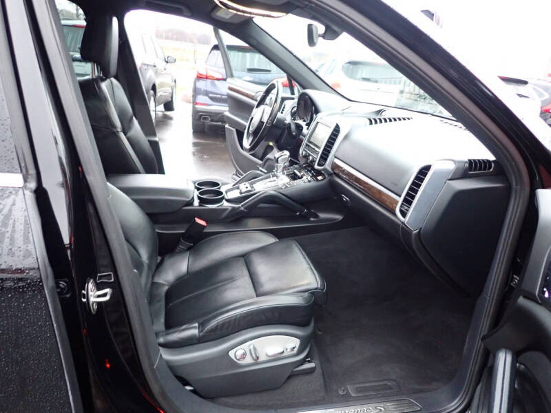 2012 Porsche Cayenne S