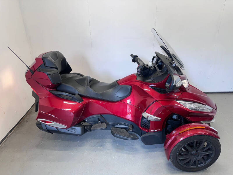 2016 Can-Am Spyder RT-S SE6