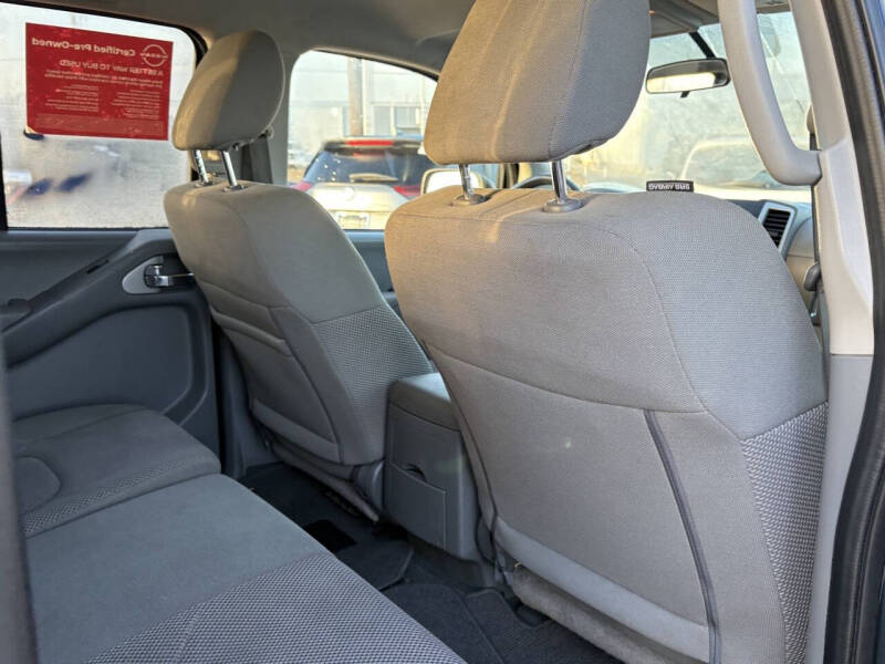 2021 Nissan Frontier SV