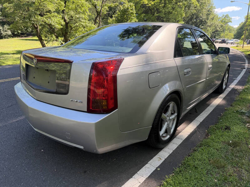 2004 Cadillac CTS