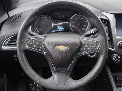 2017 Chevrolet Cruze LT Auto