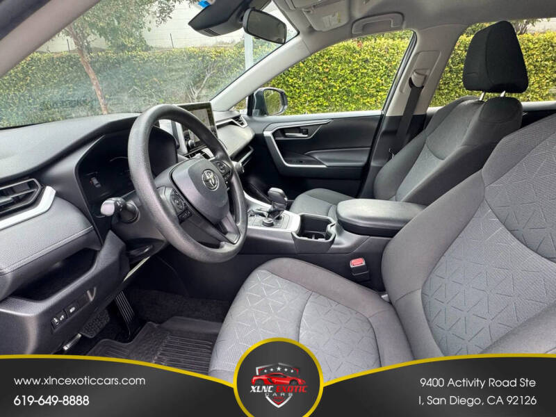 2024 Toyota RAV4 Hybrid XLE