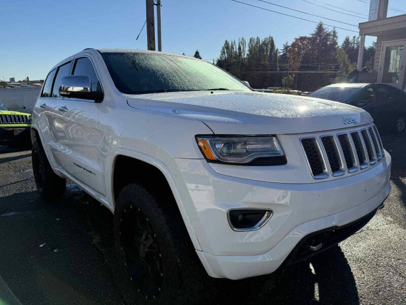 2015 Jeep Grand Cherokee Overland's photo