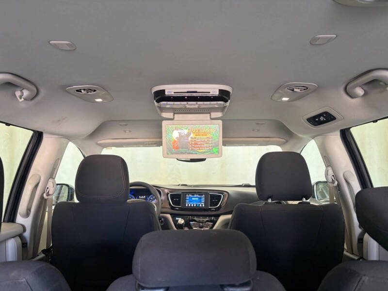 2018 Chrysler Pacifica Touring Plus