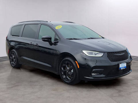 2024 Chrysler Pacifica Plug-In Hybrid Select
