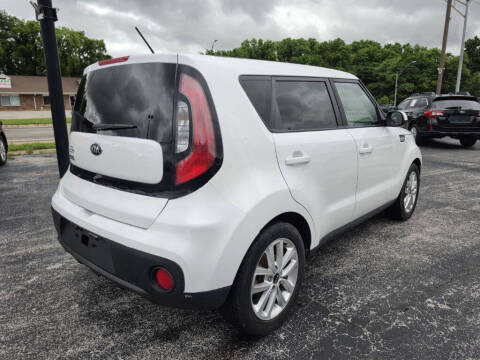 2019 Kia Soul +